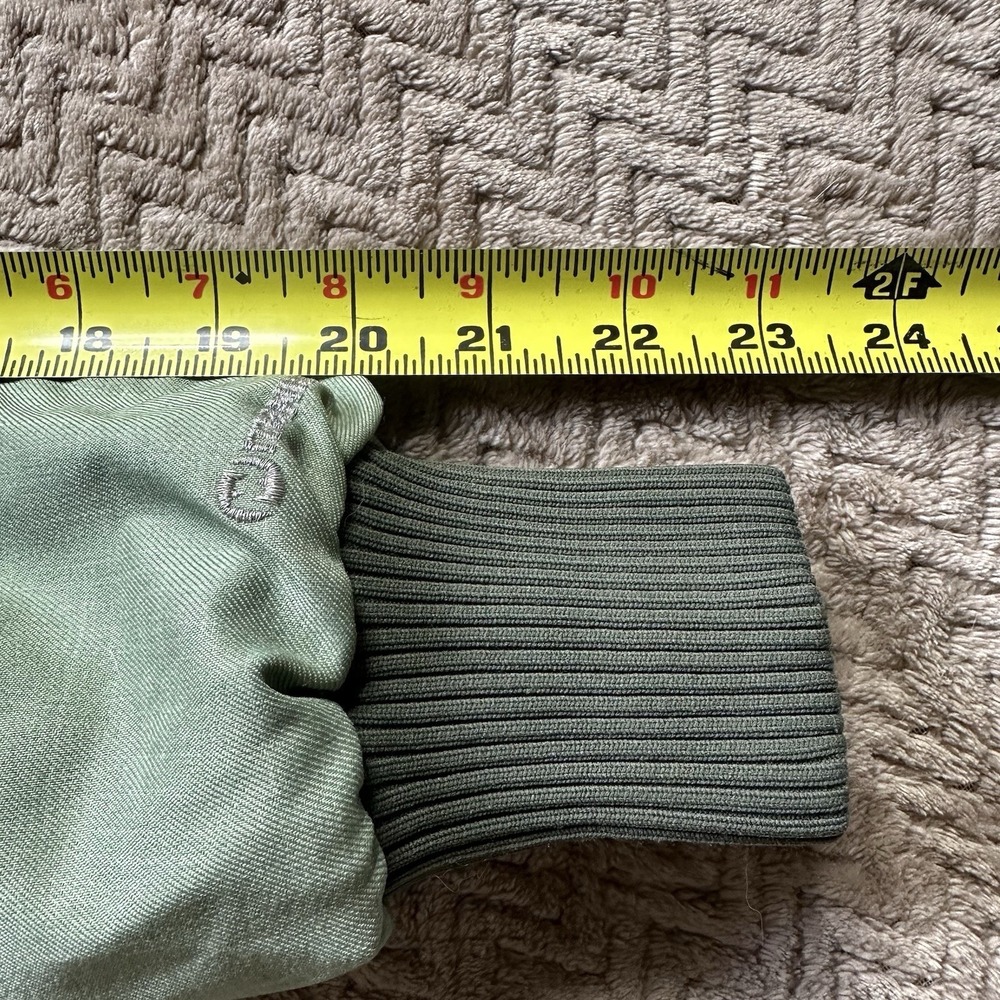 686 Woman's Snowboarding Jacket Green Pink Size XS Winter Gear - Picture 6 of 9